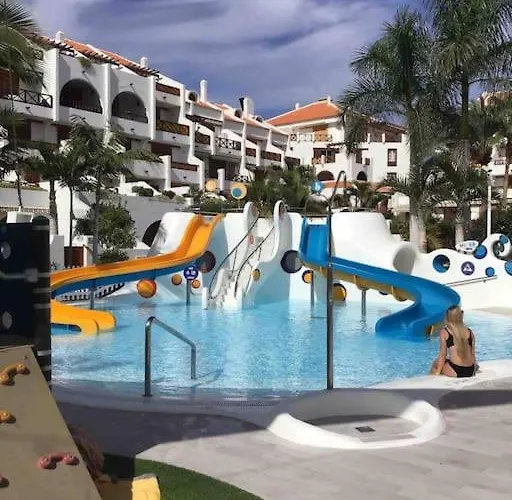 Exterior Con Vistas *