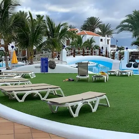 Exterior Con Vistas *