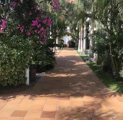 Exterior Con Vistas 플라야데라스아메리카스